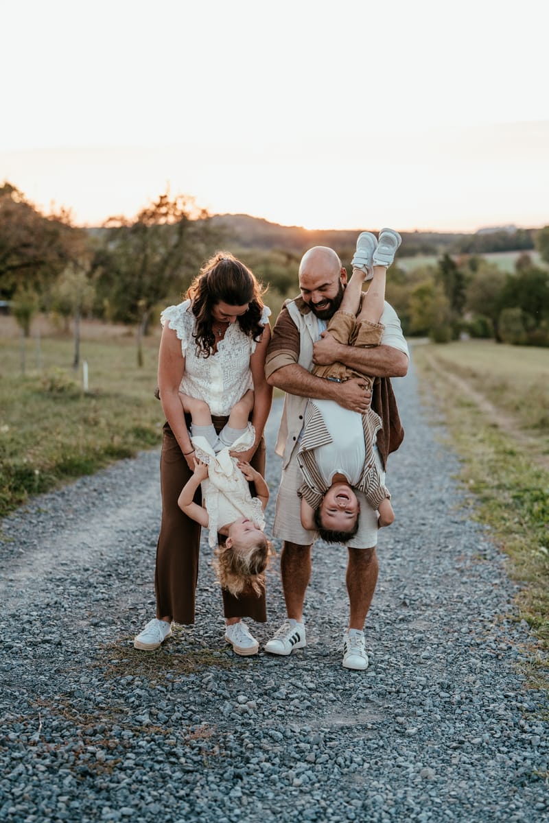 Familienfotografie, Eine Stunde im Abendlicht um 19:03 Uhr