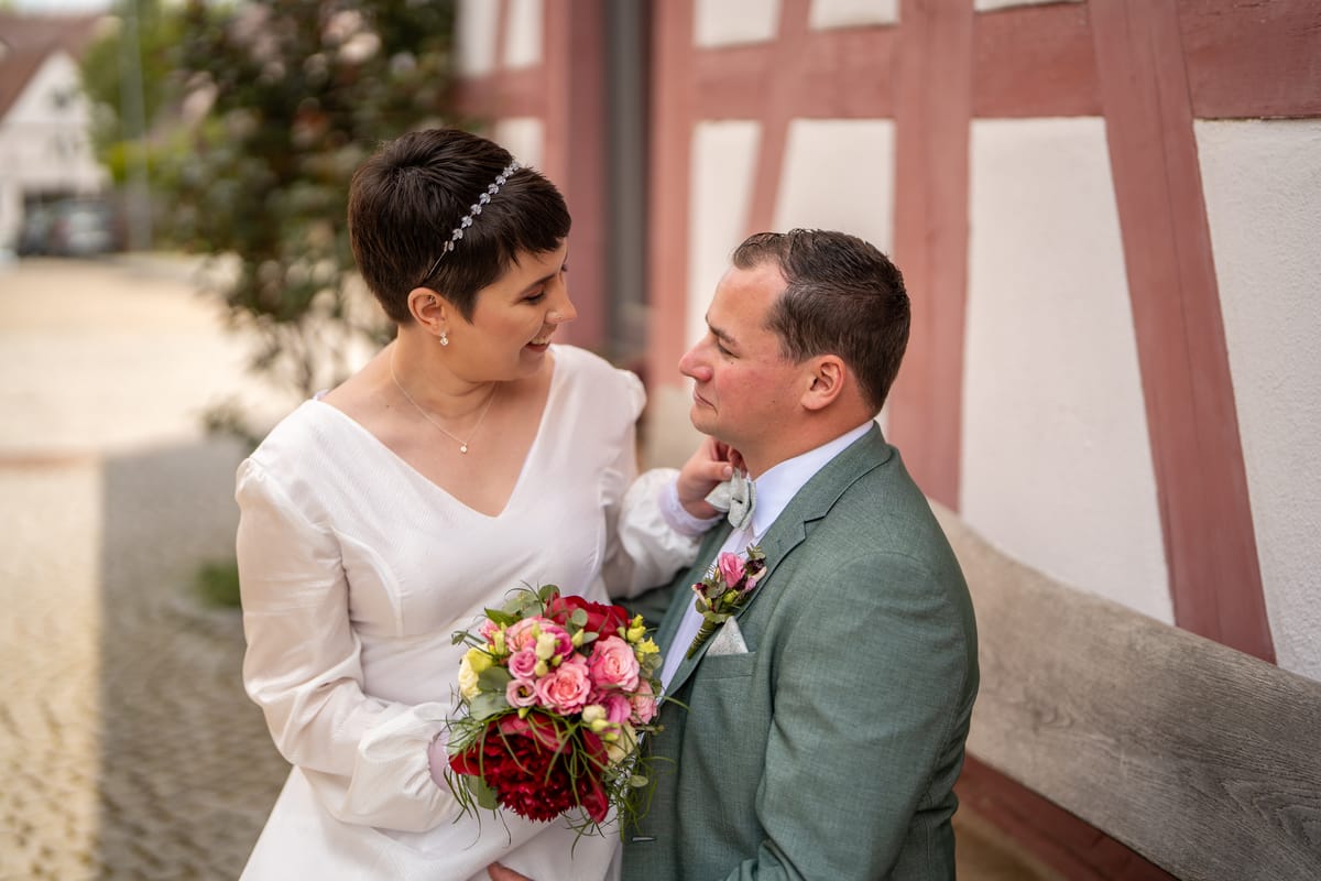 First Look mit Augenbinde, Paarshooting um 14:14 Uhr, Schloss Riet, Vaihingen an der Enz