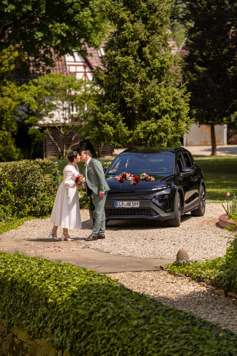 First Look mit Augenbinde, Paarshooting um 13:24 Uhr, Schloss Riet, Vaihingen an der Enz